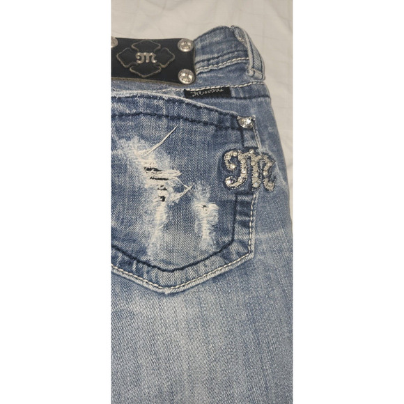 Miss Me Womens Size 27 Distressed Embellished 5 Pocket Light Wash Jeans SEE DESC - Picture 9 of 11